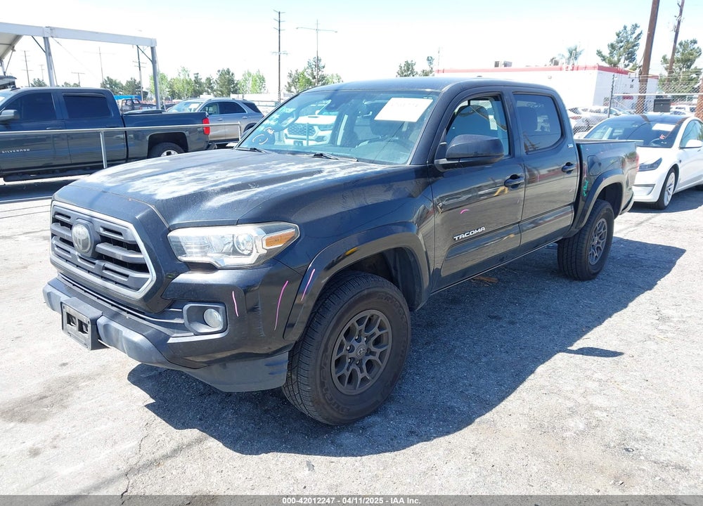 2018 TOYOTA TACOMA SR5 V6 VIN: 3TMAZ5CN1JM061127