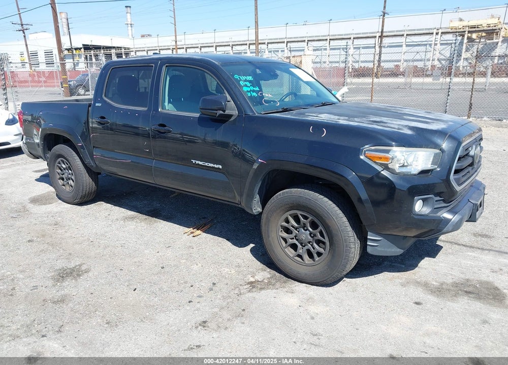 2018 TOYOTA TACOMA SR5 V6 VIN: 3TMAZ5CN1JM061127