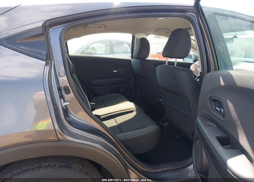 2021 HONDA HR-V AWD LX VIN: 3CZRU6H31MM703097