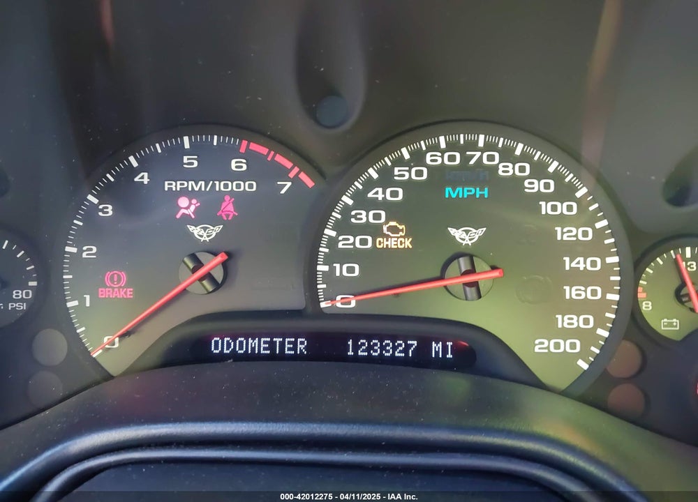 1997 CHEVROLET CORVETTE VIN: 1G1YY22G0V5104220
