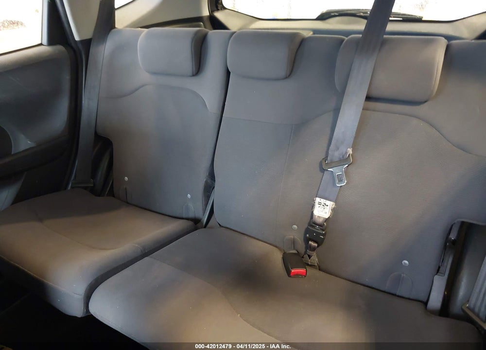 2009 HONDA FIT VIN: JHMGE88279S072365