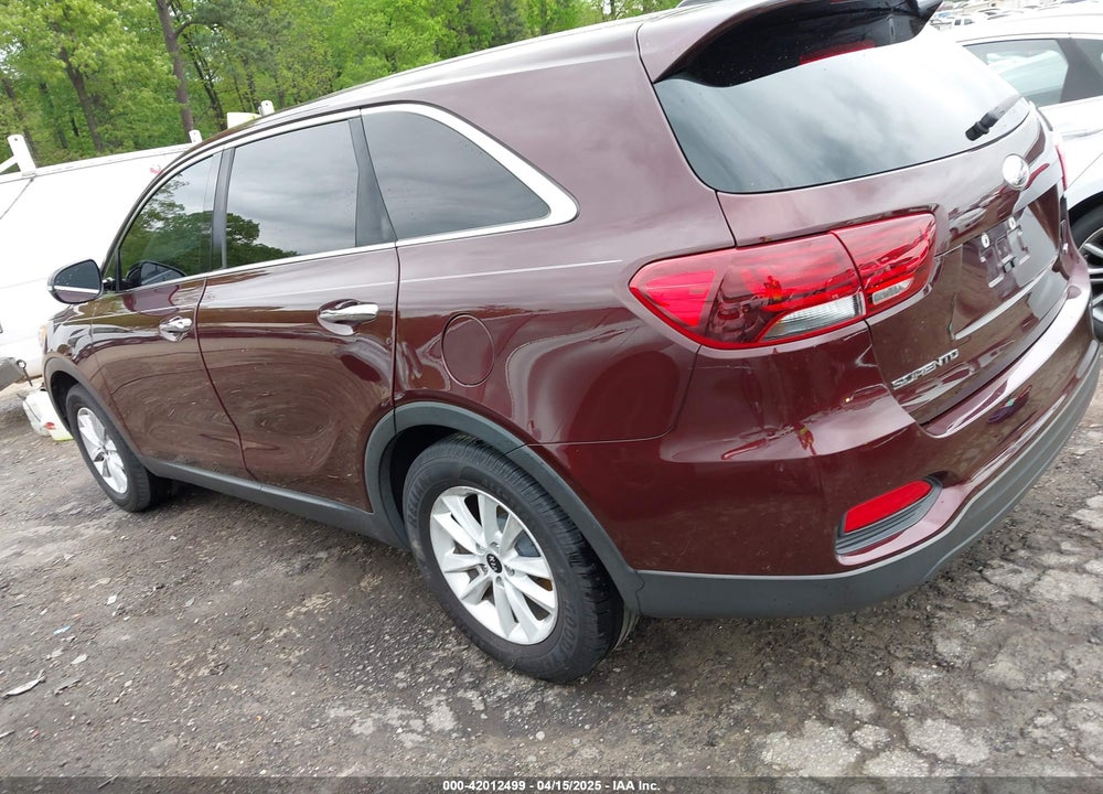 2019 KIA SORENTO VIN: 5XYPG4A34KG510570