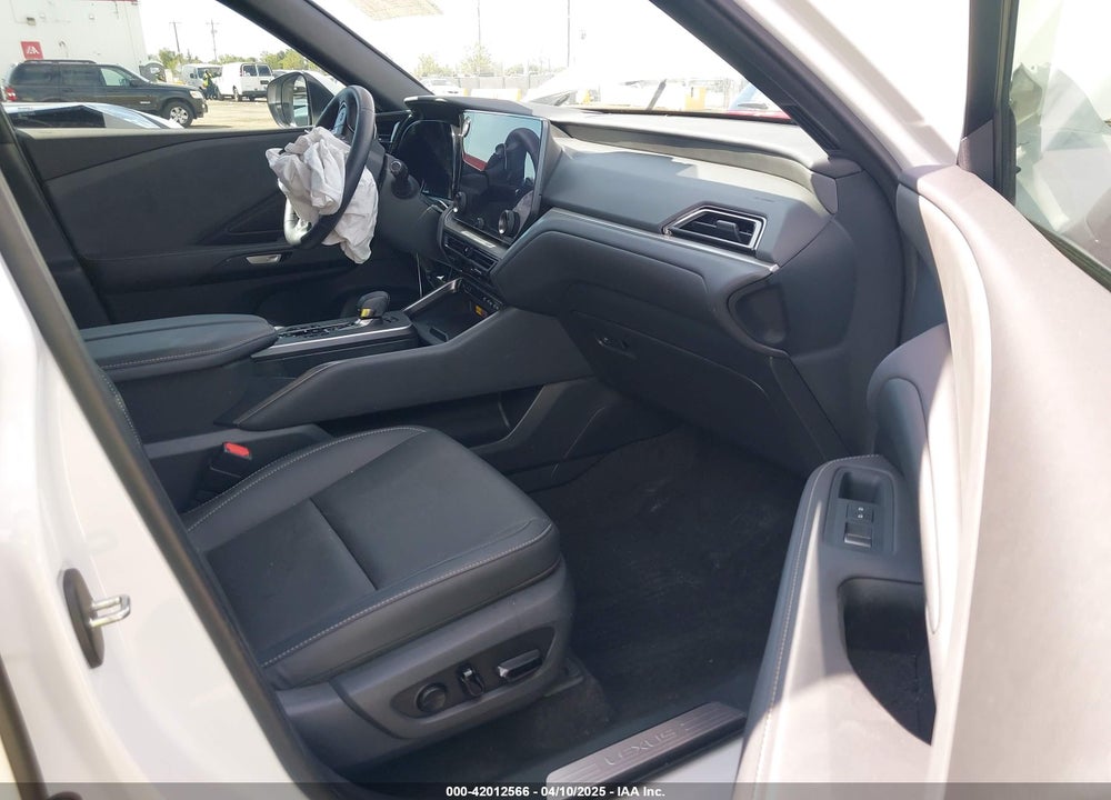 2024 LEXUS TX 350 VIN: 5TDAAAB6XRS011638