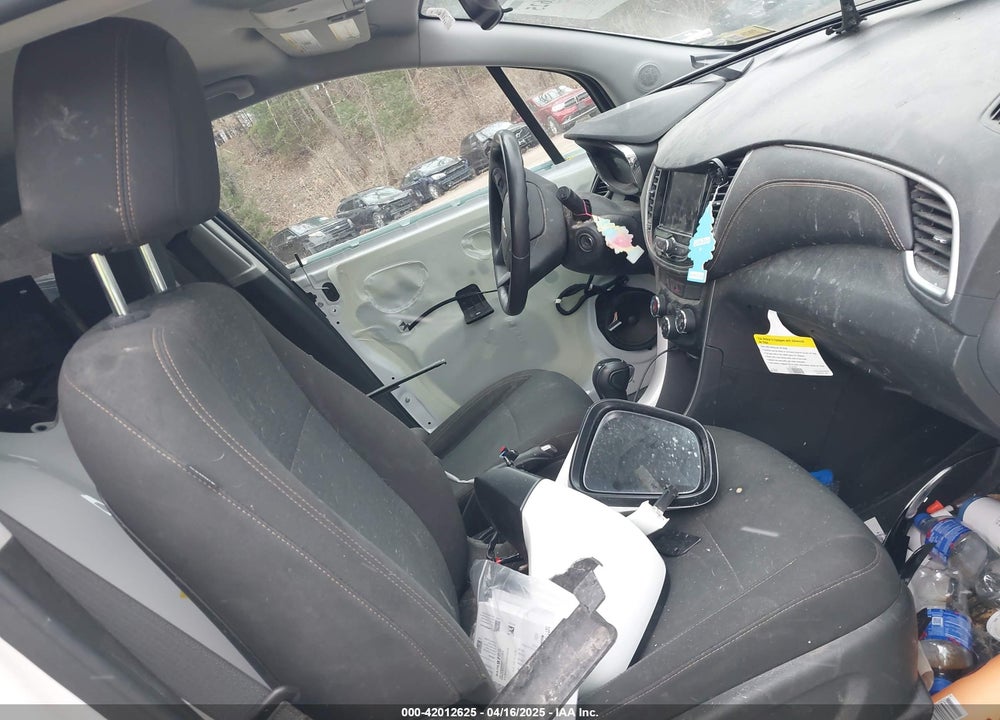 2021 CHEVROLET TRAX VIN: KL7CJNSB3MB304128