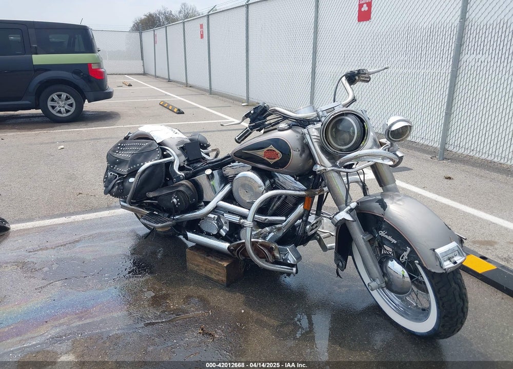 1997 HARLEY-DAVIDSON FLSTC VIN: 1HD1BJL48VY039039