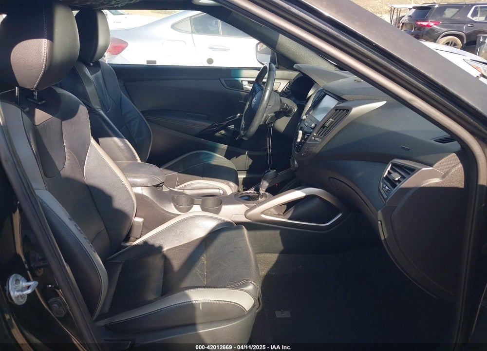 2016 HYUNDAI VELOSTER VIN: KMHTC6AE9GU298242