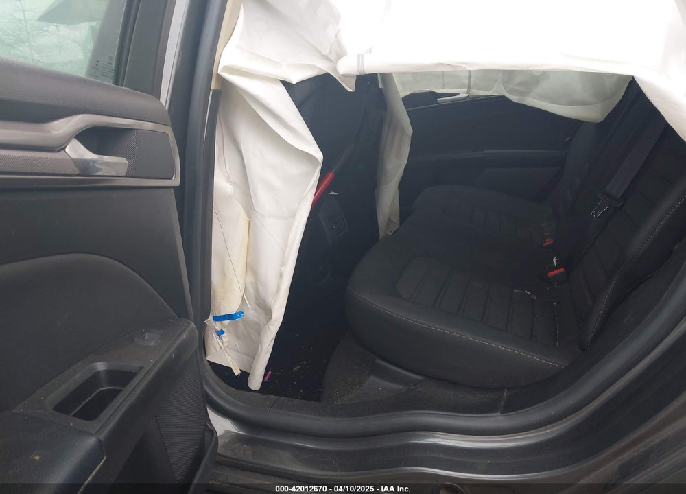 2019 FORD FUSION SE VIN: 3FA6P0T97KR244947