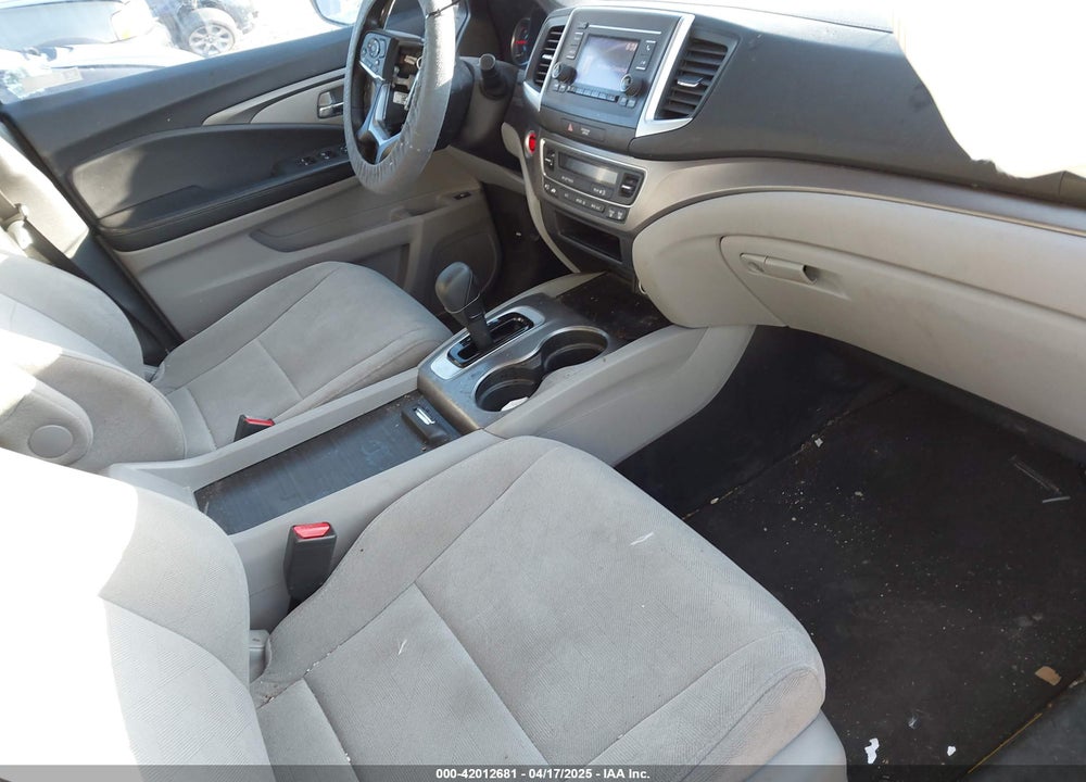 2019 HONDA PILOT VIN: 5FNYF6H19KB081456
