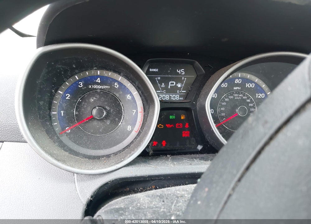 2015 HYUNDAI ELANTRA VIN: KMHDH4AE1FU230896