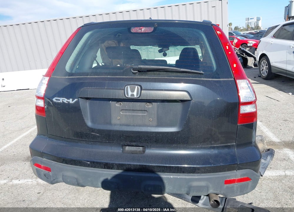 2008 HONDA CR-V LX VIN: JHLRE38318C053442