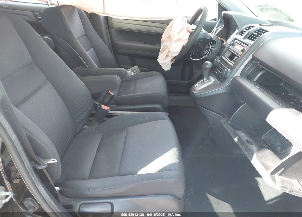 2008 HONDA CR-V LX VIN: JHLRE38318C053442
