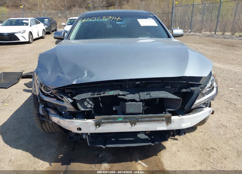 2016 HYUNDAI GENESIS VIN: KMHGN4JE3GU112369