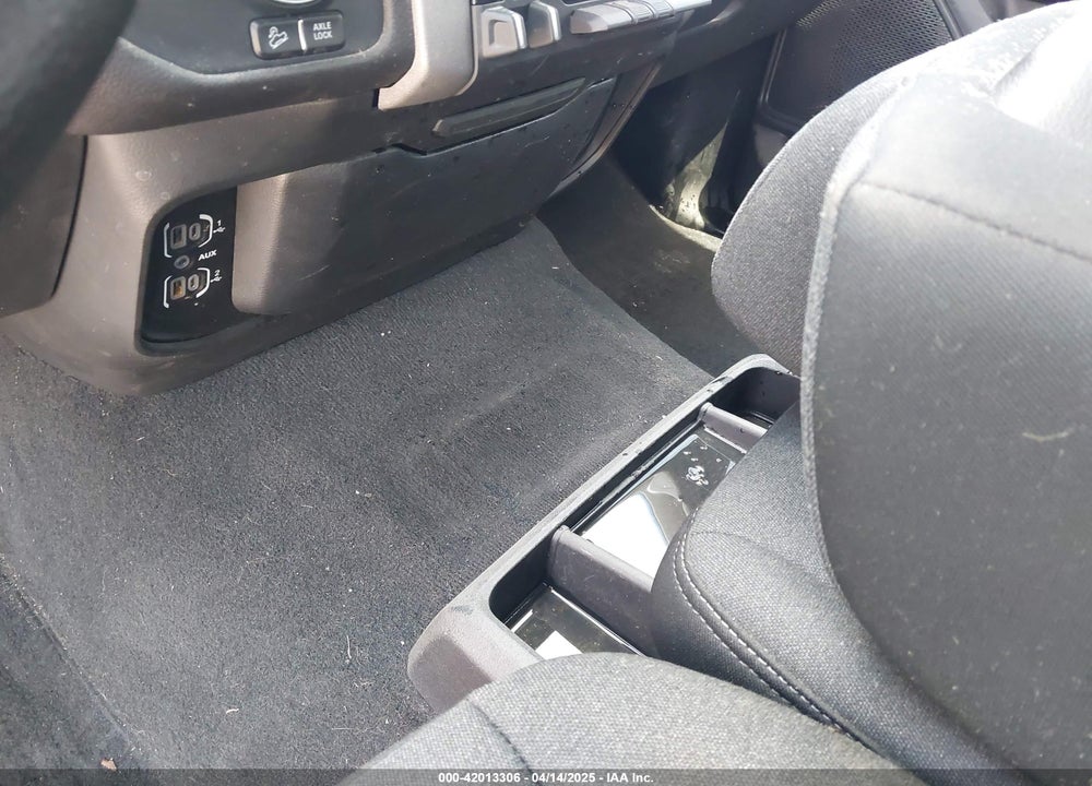 2019 RAM 1500 VIN: 1C6SRFGT0KN615078