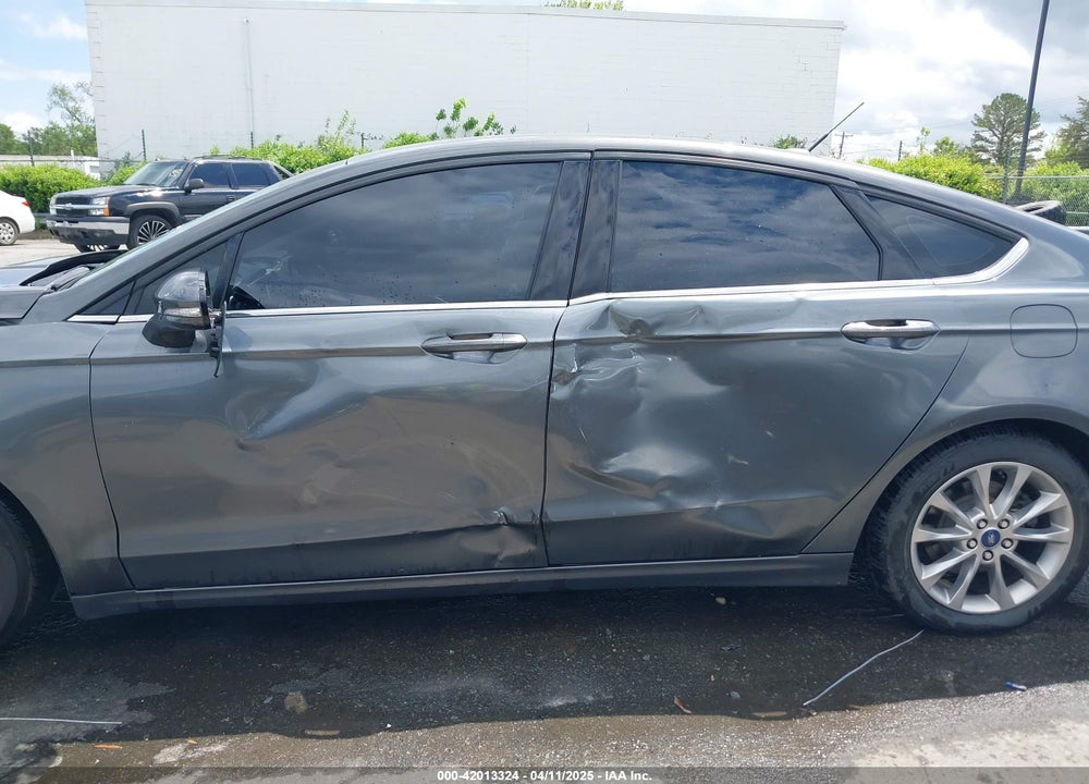 2016 FORD FUSION VIN: 3FA6P0LU6GR127095