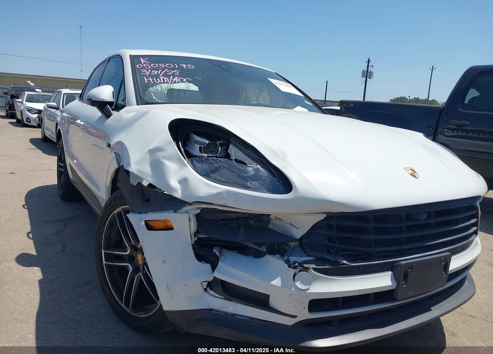 2021 PORSCHE MACAN VIN: WP1AA2A59MLB00947