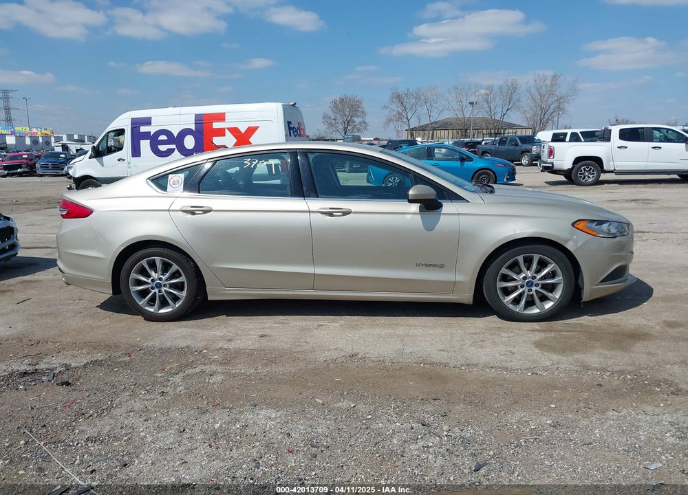 2017 FORD FUSION VIN: 3FA6P0LU0HR166590