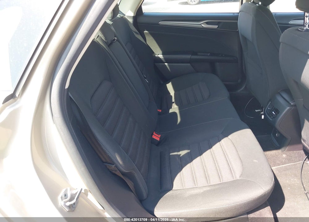 2017 FORD FUSION VIN: 3FA6P0LU0HR166590