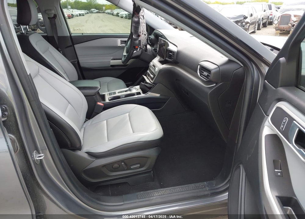2021 FORD EXPLORER XLT VIN: 1FMSK7DH7MGB79108