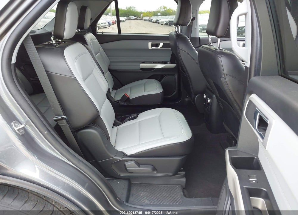 2021 FORD EXPLORER XLT VIN: 1FMSK7DH7MGB79108