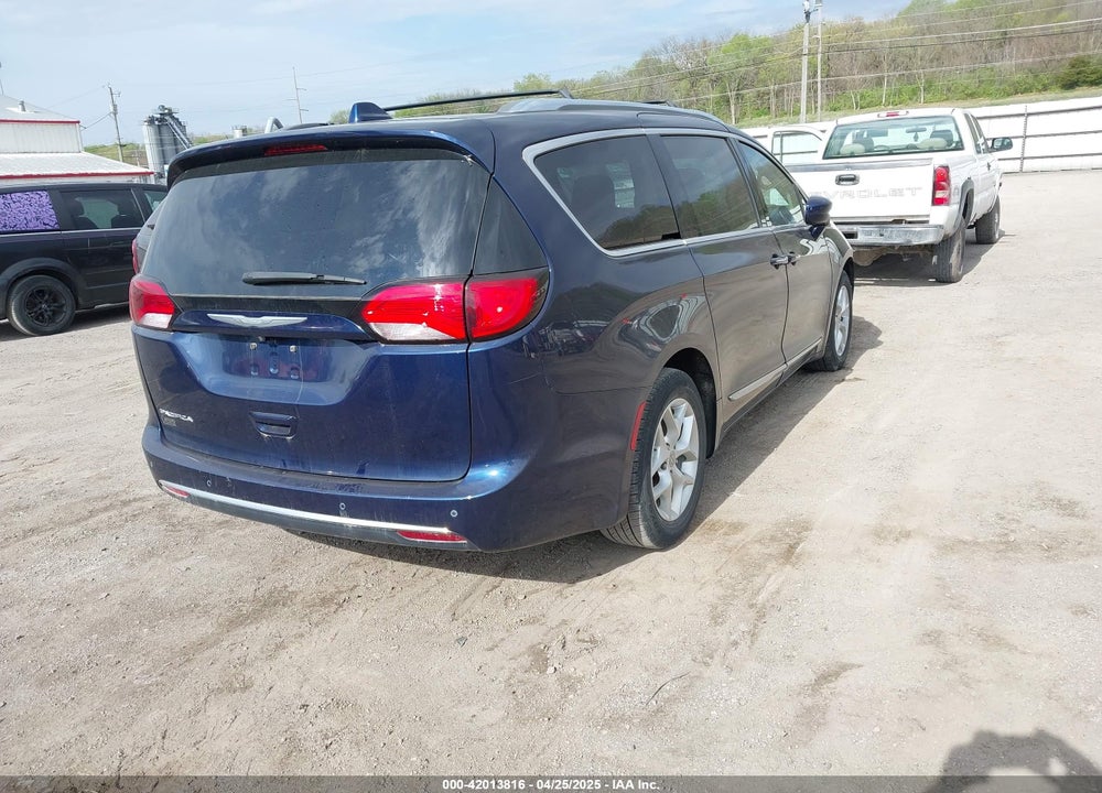 2018 CHRYSLER PACIFICA VIN: 2C4RC1EGXJR115464