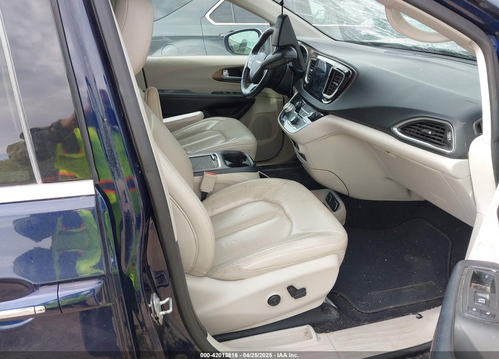 2018 CHRYSLER PACIFICA VIN: 2C4RC1EGXJR115464