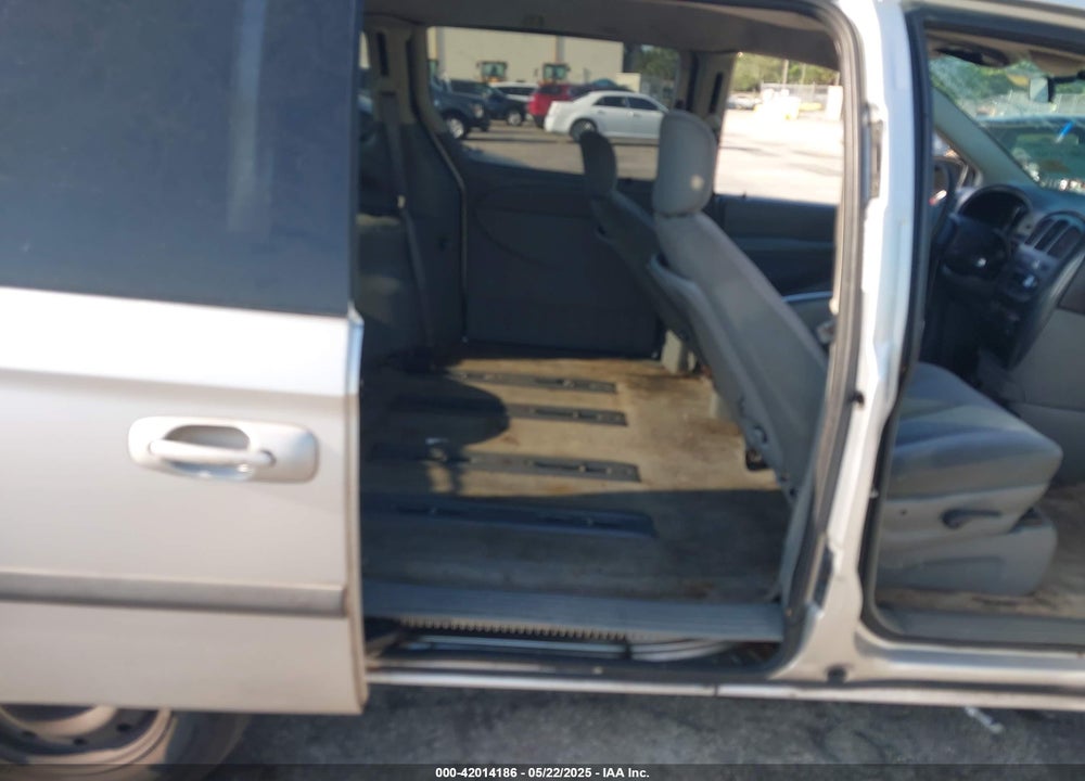 2005 DODGE CARAVAN SXT VIN: 1D4GP45R85B343128