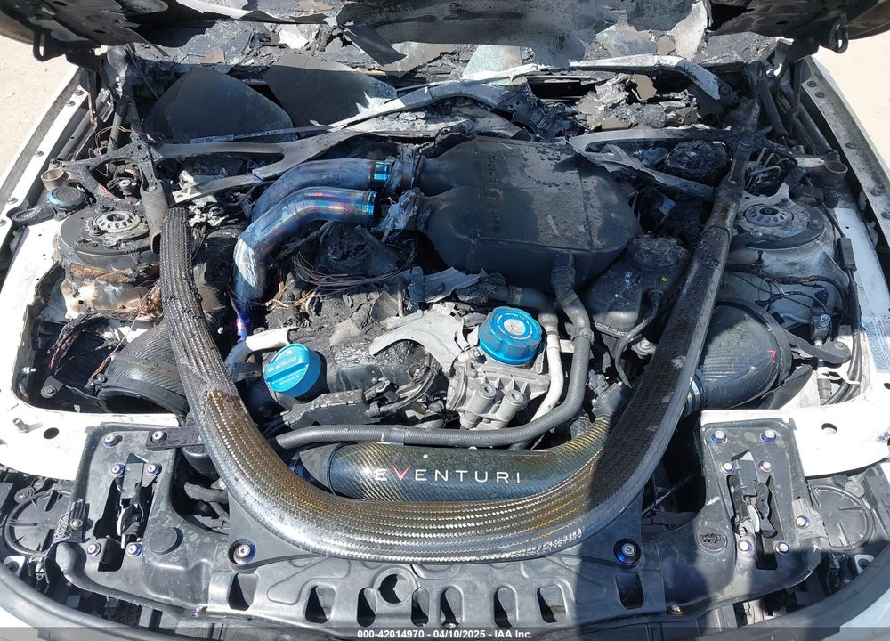 2015 BMW M4 VIN: WBS3R9C55FK333024
