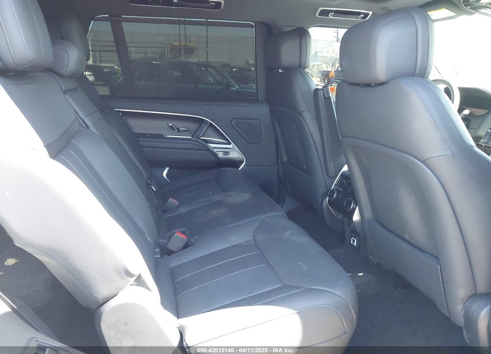 2025 LAND ROVER RANGE ROVER P400 SE 7 SEAT VIN: SALKPBFU0SA292152