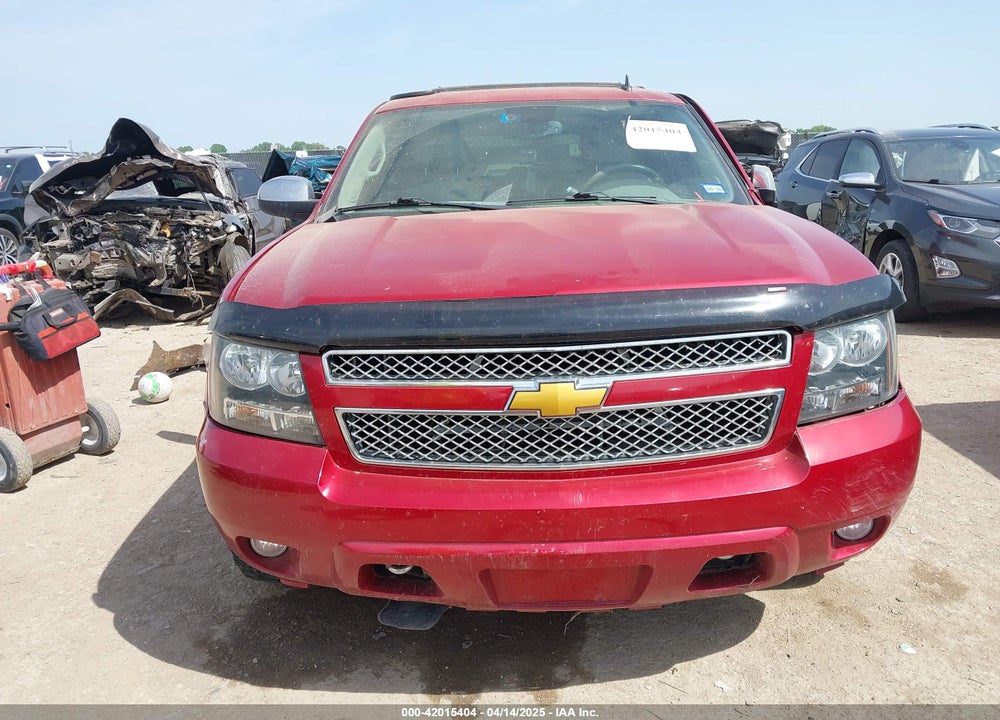 2014 CHEVROLET SUBURBAN 1500 VIN: 1GNSKKE74ER218148