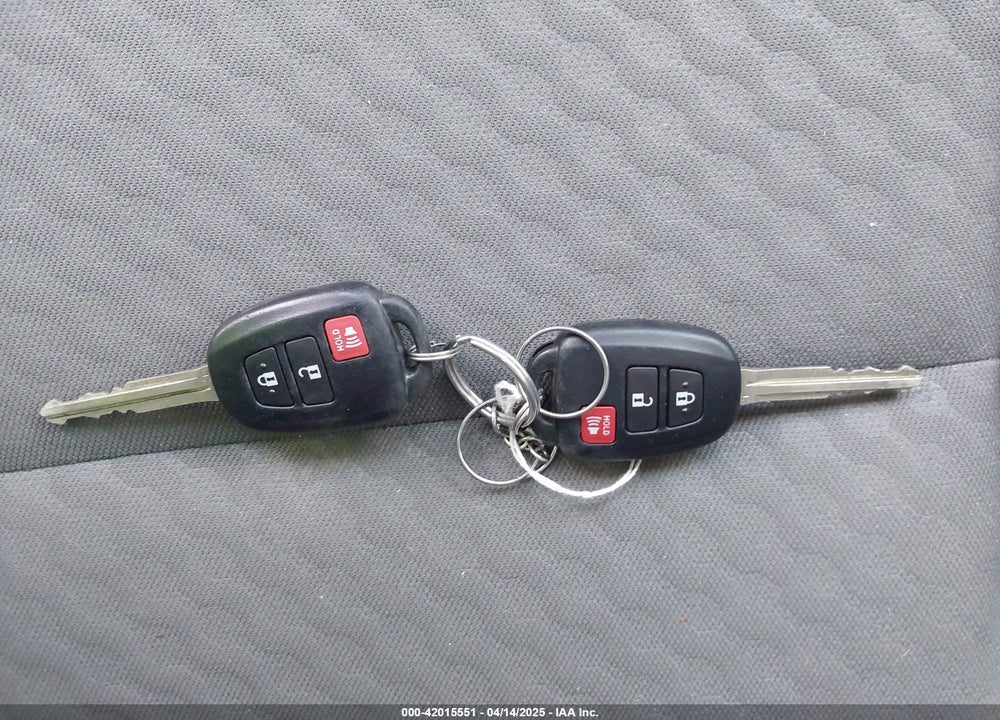 2022 TOYOTA TACOMA VIN: 3TMAZ5CN4NM165679