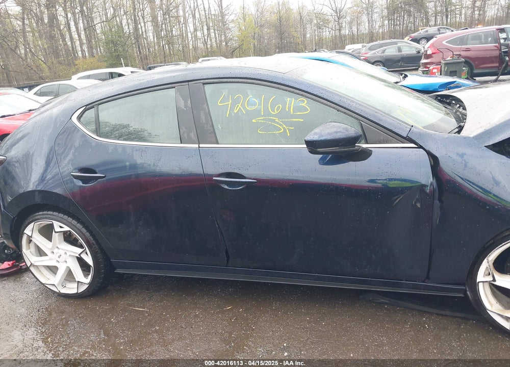 2020 MAZDA MAZDA3 HATCHBACK VIN: JM1BPBMM1L1155295