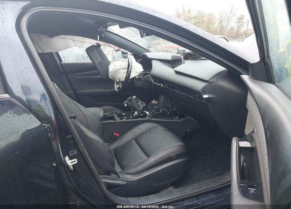 2020 MAZDA MAZDA3 HATCHBACK VIN: JM1BPBMM1L1155295