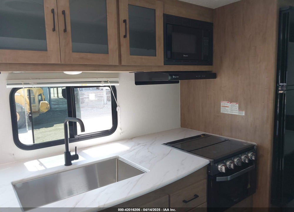 2024 COACHMEN FREEDOM EXPRESS VIN: 5ZT2FEUB7RW029441