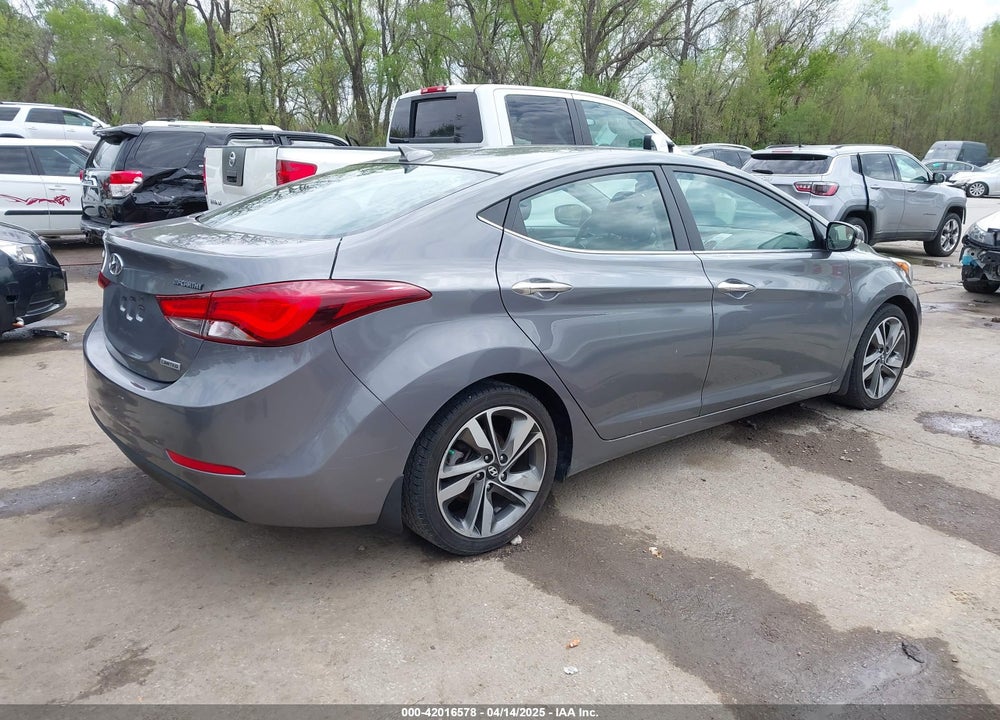 2014 HYUNDAI ELANTRA VIN: 5NPDH4AE5EH517994