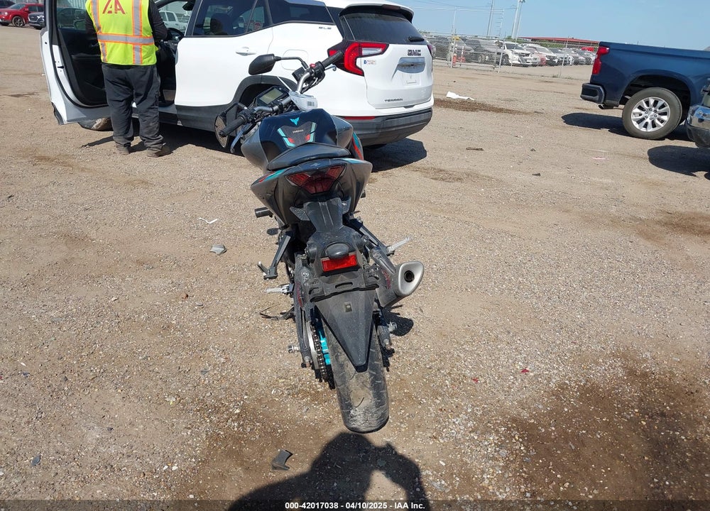 2022 YAMAHA MT-03 VIN: MH3RH20Y9NK008161