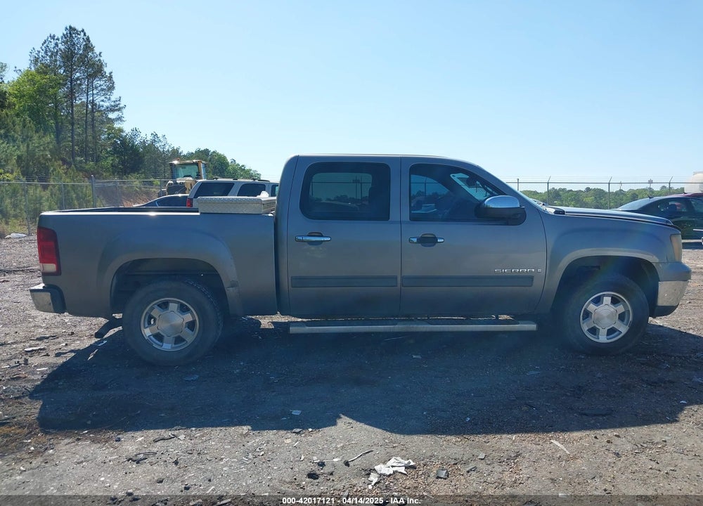 2007 GMC SIERRA 1500 SL VIN: 3GTEC13C87G544907