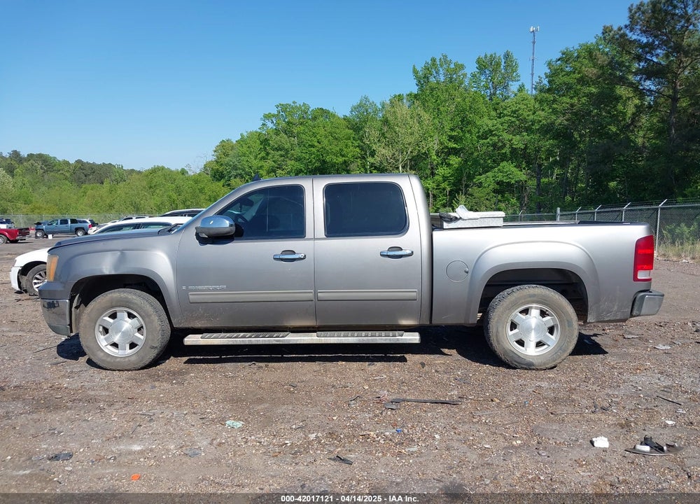 2007 GMC SIERRA 1500 SL VIN: 3GTEC13C87G544907