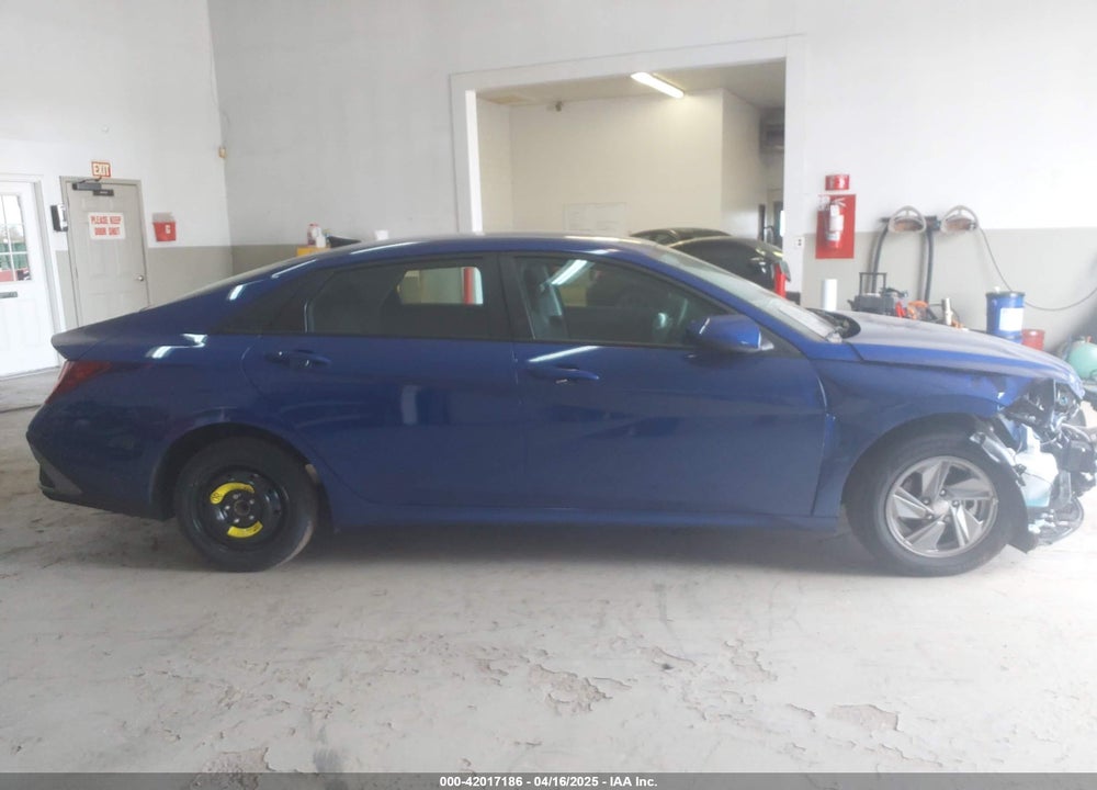 2024 HYUNDAI ELANTRA VIN: KMHLL4DG9RU681389