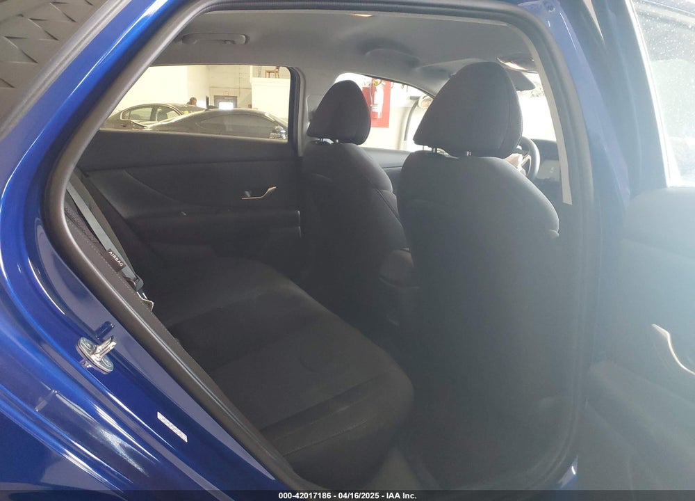 2024 HYUNDAI ELANTRA VIN: KMHLL4DG9RU681389