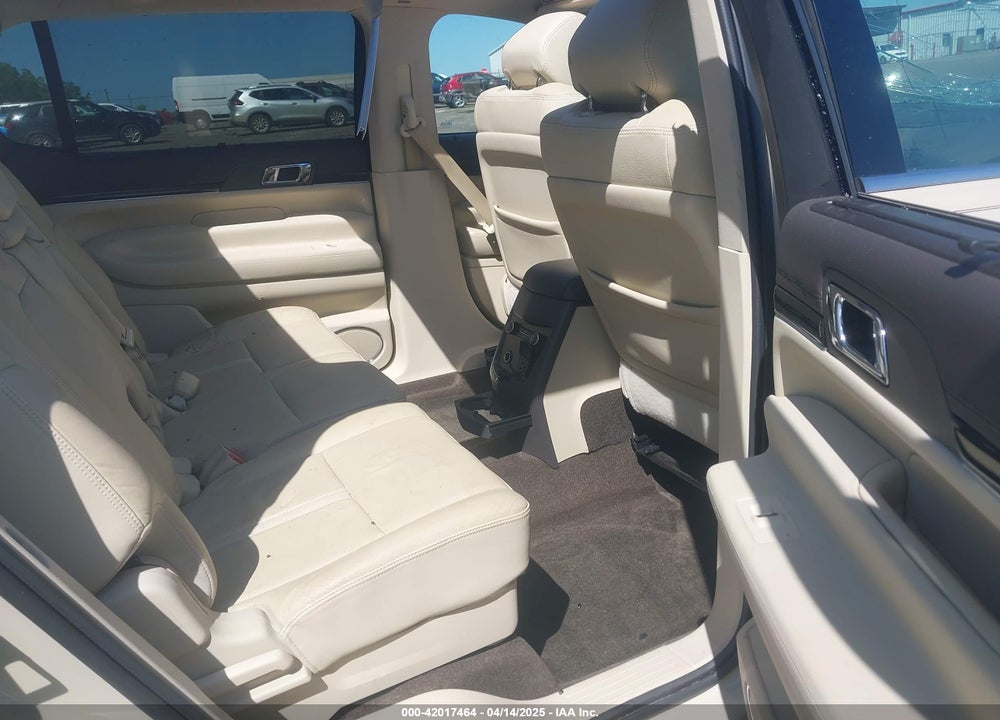 2016 LINCOLN MKT VIN: 2LMHJ5FK6GBL02309
