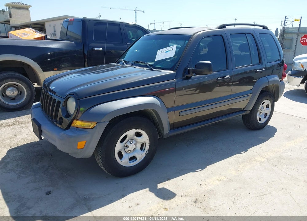 2005 JEEP LIBERTY SPORT VIN: 1J4GK48K05W680096