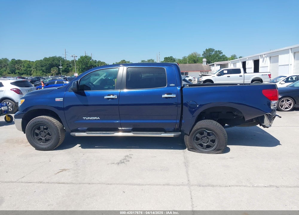 2011 TOYOTA TUNDRA GRADE 5.7L V8 VIN: 5TFEY5F17BX103583