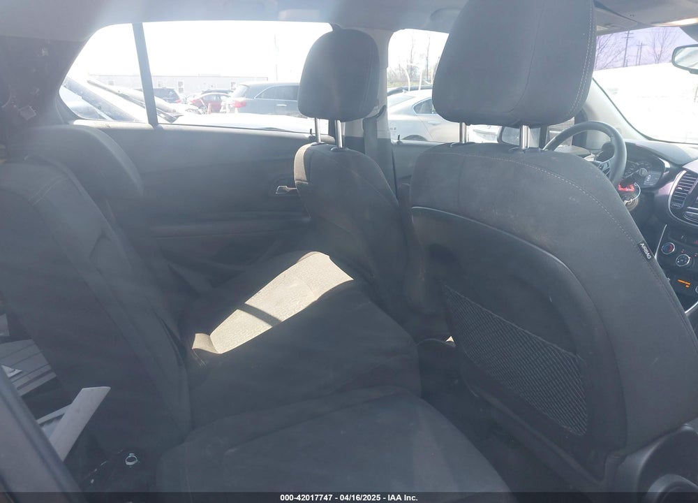 2020 CHEVROLET TRAX FWD LS VIN: KL7CJKSB9LB317981