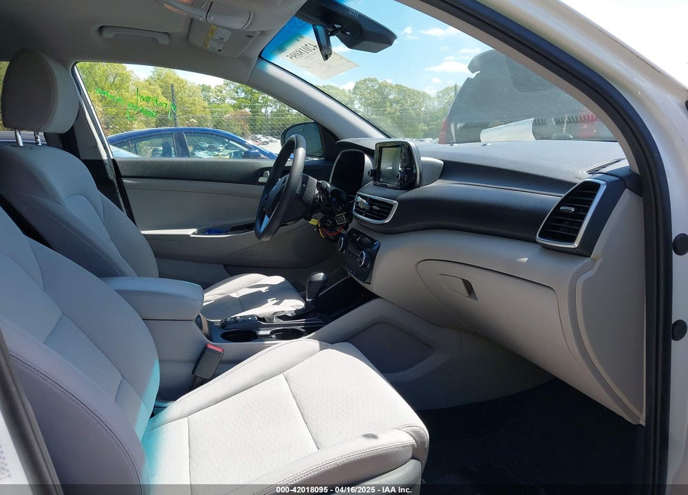 2020 HYUNDAI TUCSON VIN: KM8J2CA49LU129512