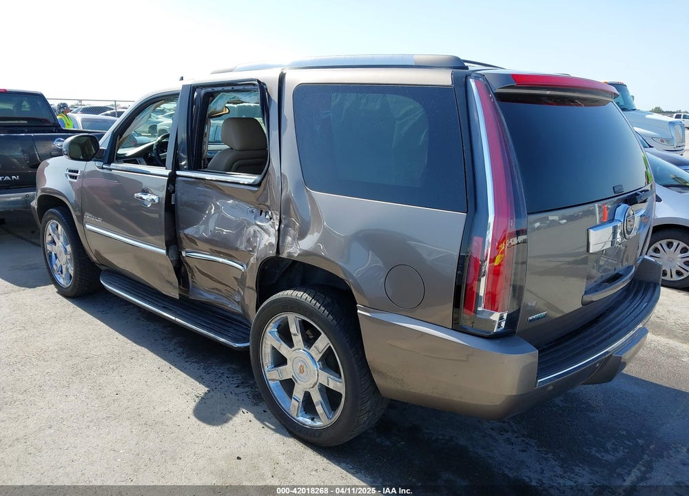 2012 CADILLAC ESCALADE LUXURY VIN: 1GYS3BEF0CR214599
