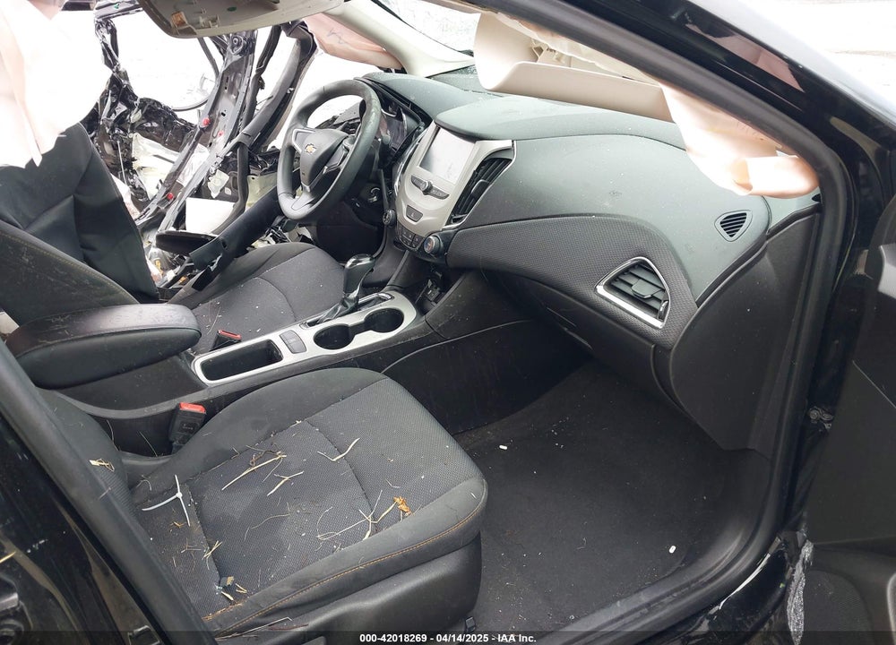 2018 CHEVROLET CRUZE VIN: 1G1BC5SM3J7206928