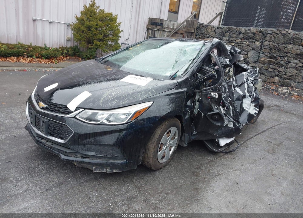 2018 CHEVROLET CRUZE VIN: 1G1BC5SM3J7206928