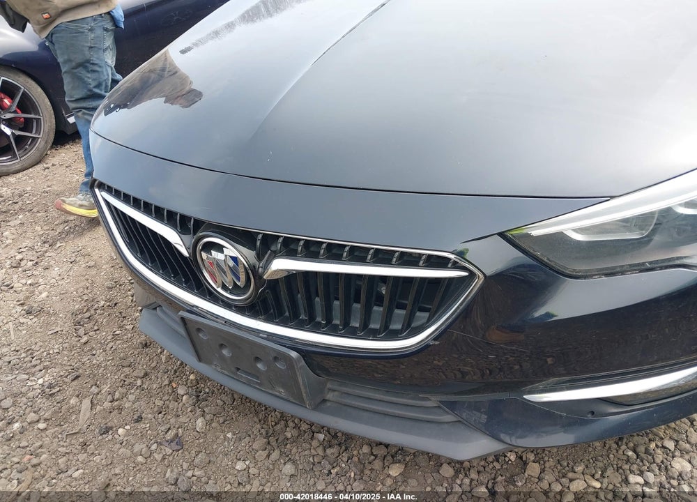 2018 BUICK REGAL SPORTBACK VIN: W04GM6SX0J1114280
