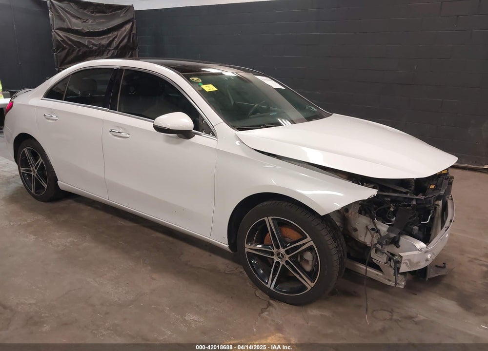 2019 MERCEDES-BENZ A 220 4MATIC VIN: WDD3G4FB7KW022043