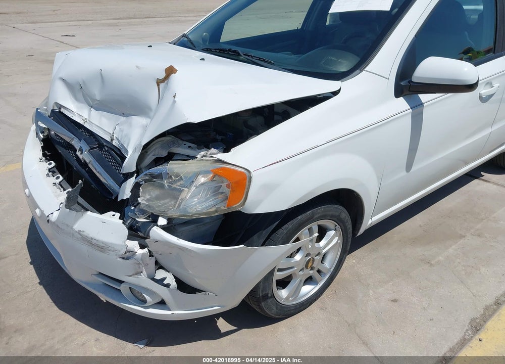 2011 CHEVROLET AVEO 2LT VIN: KL1TG5DE2BB230584